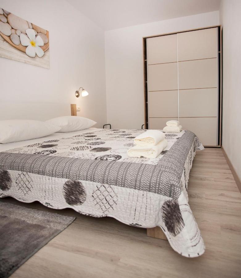 Apartmani Dragica Rovinj Exterior photo