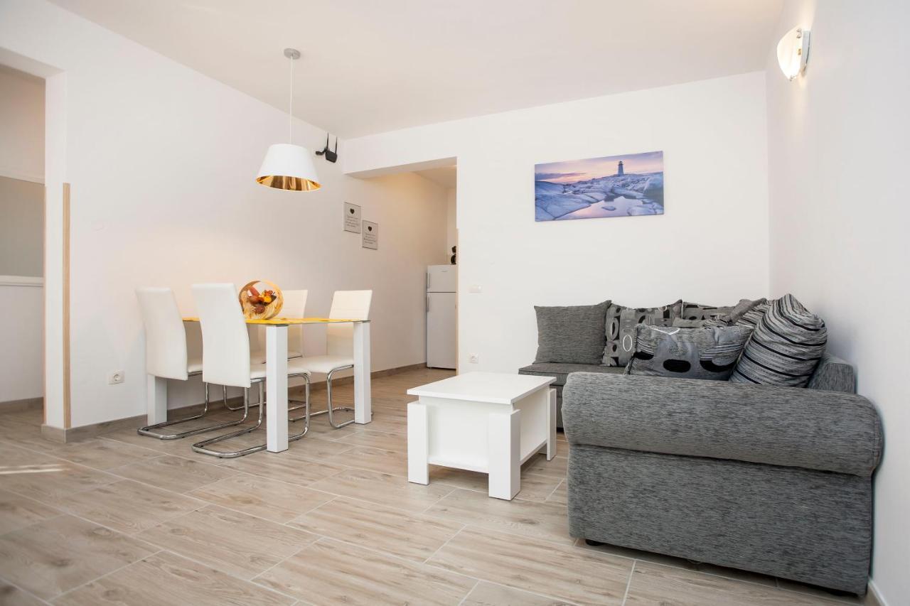 Apartmani Dragica Rovinj Exterior photo