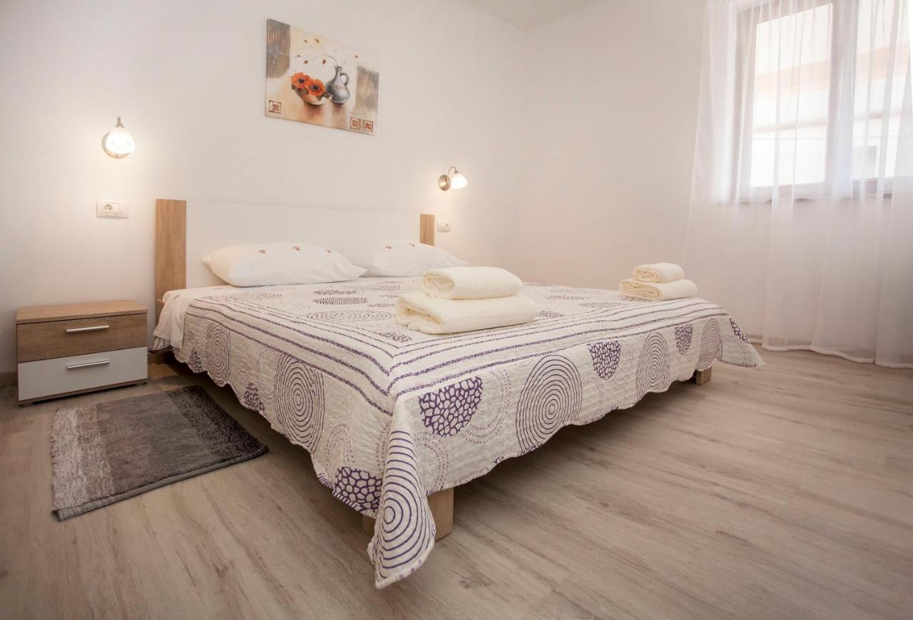Apartmani Dragica Rovinj Exterior photo